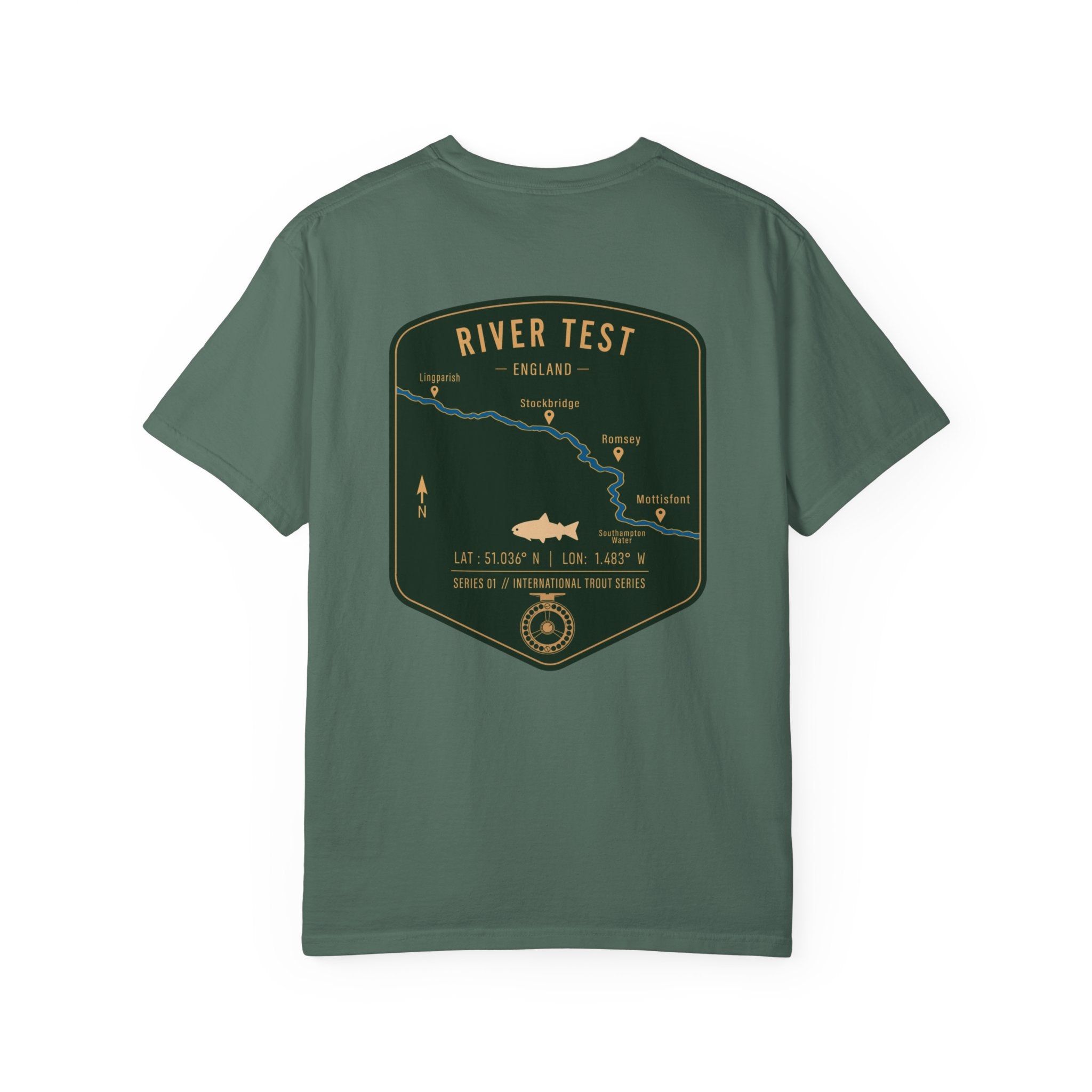 River Test England Fly Fishing T-Shirt - Premium Trout Angler Gift - Vintage Hampshire Chalk Stream Map Tee