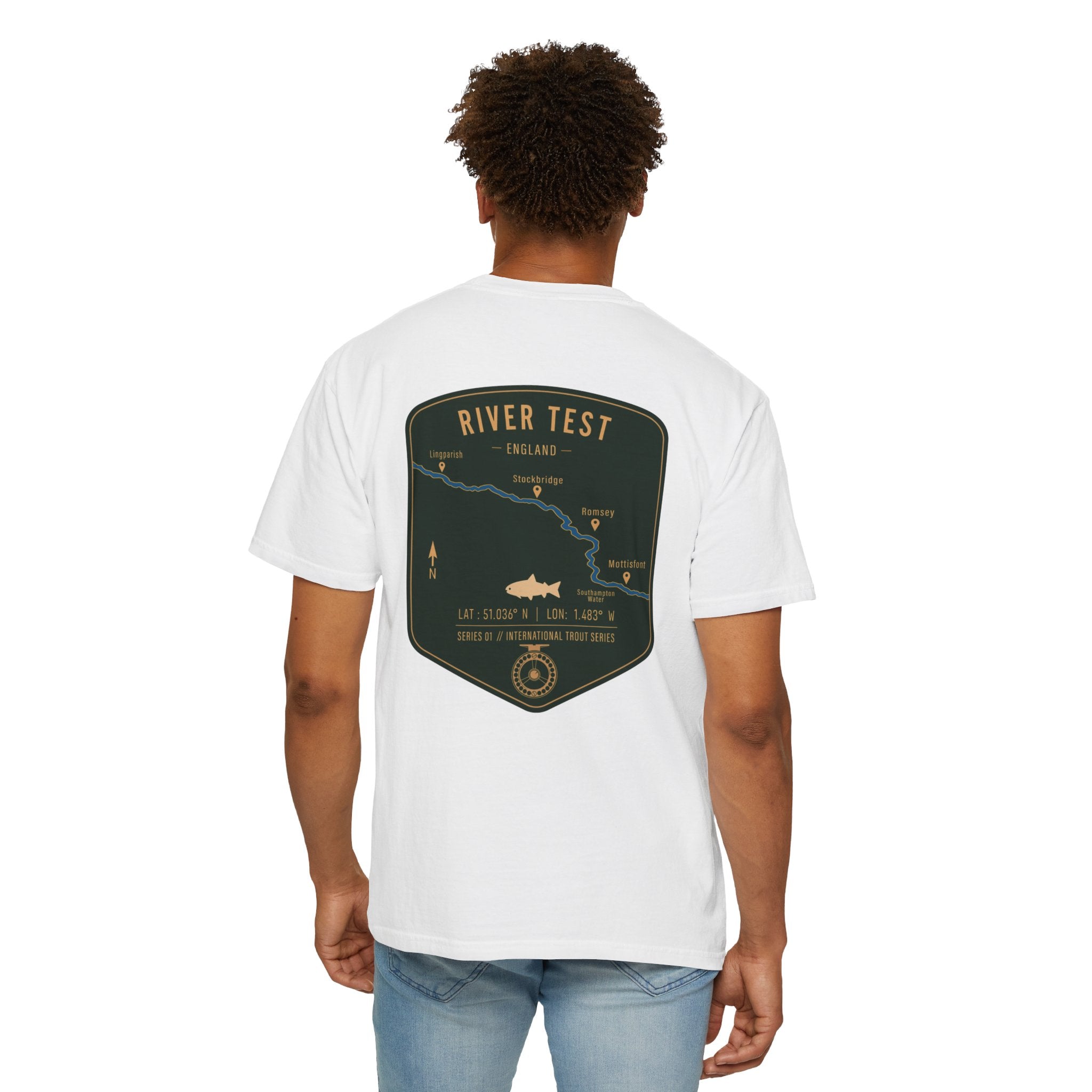 River Test England Fly Fishing T-Shirt - Premium Trout Angler Gift - Vintage Hampshire Chalk Stream Map Tee