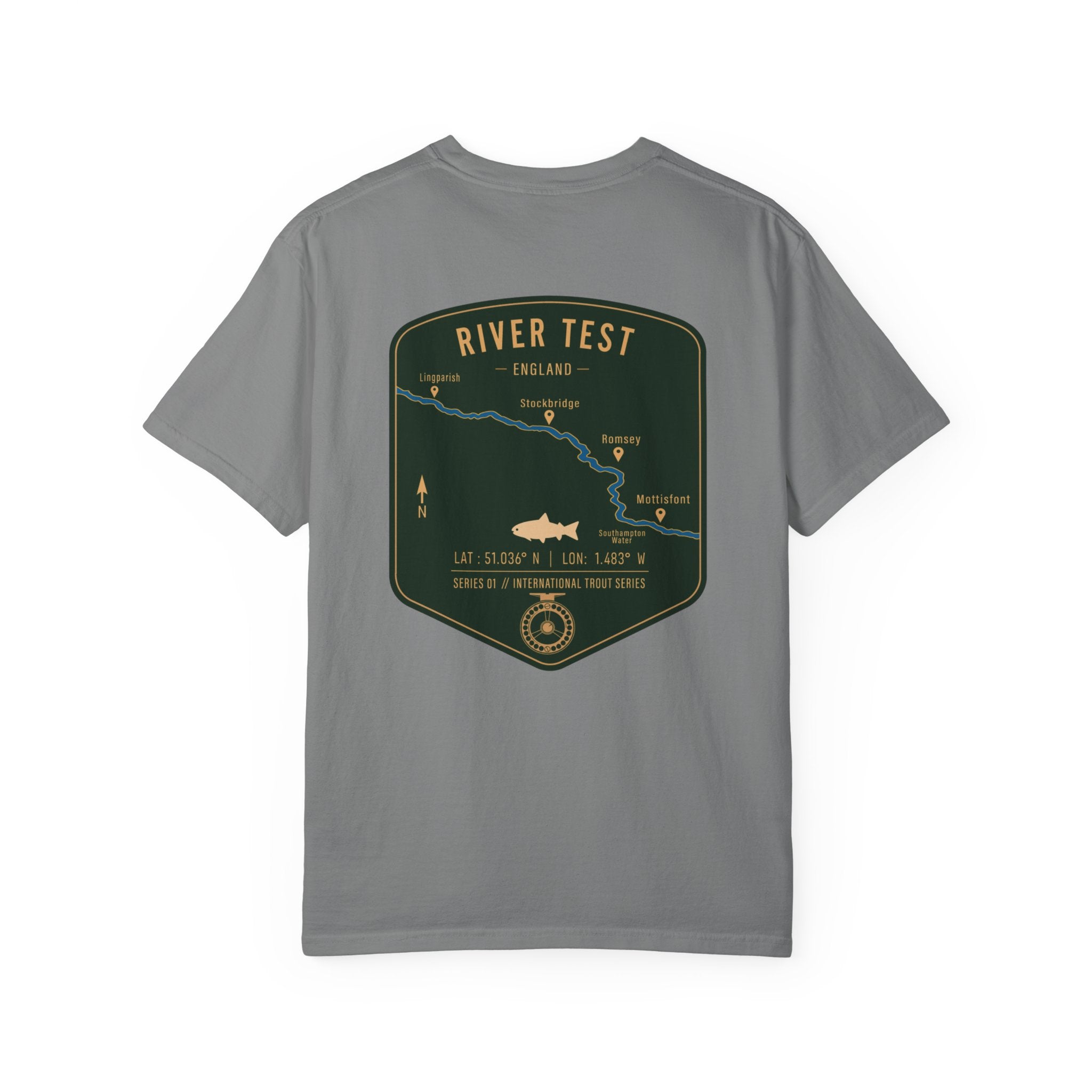 River Test England Fly Fishing T-Shirt - Premium Trout Angler Gift - Vintage Hampshire Chalk Stream Map Tee